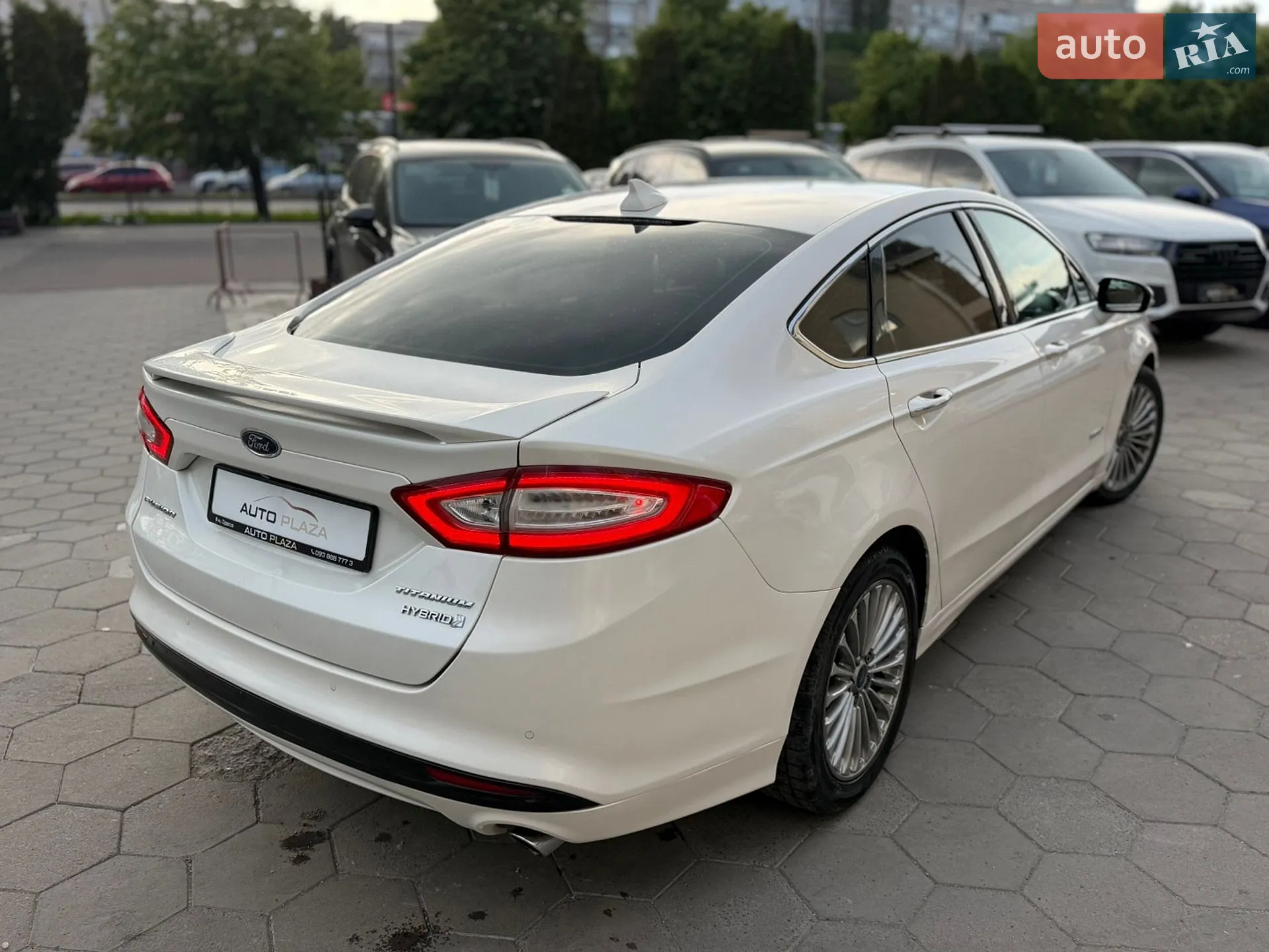 2013 Ford Fusion - мініатюра 26