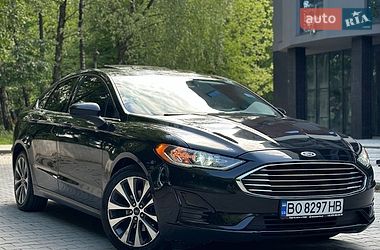 Седан Ford Fusion 2020 в Тернополі