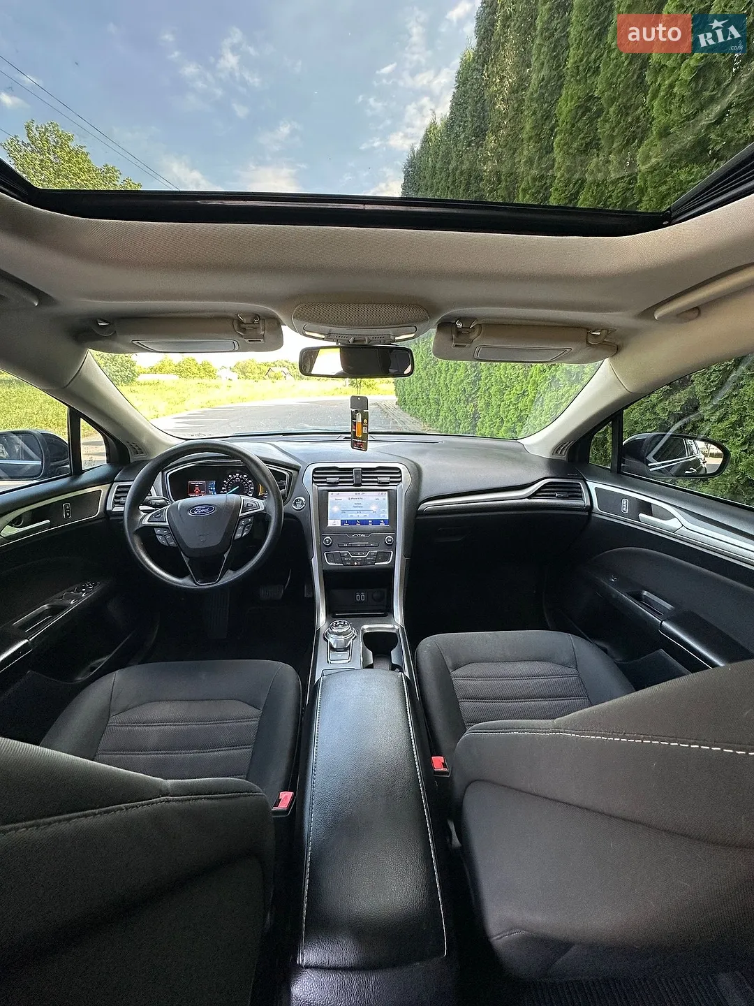 2020 Ford Fusion - мініатюра 25