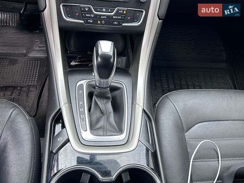 Седан Ford Fusion 2015 в Ірпені