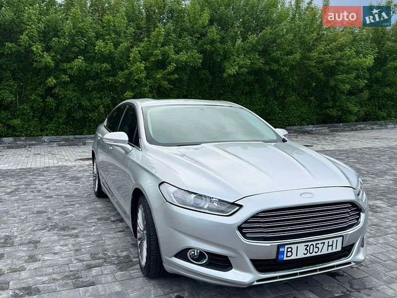 Седан Ford Fusion 2015 в Хоролі