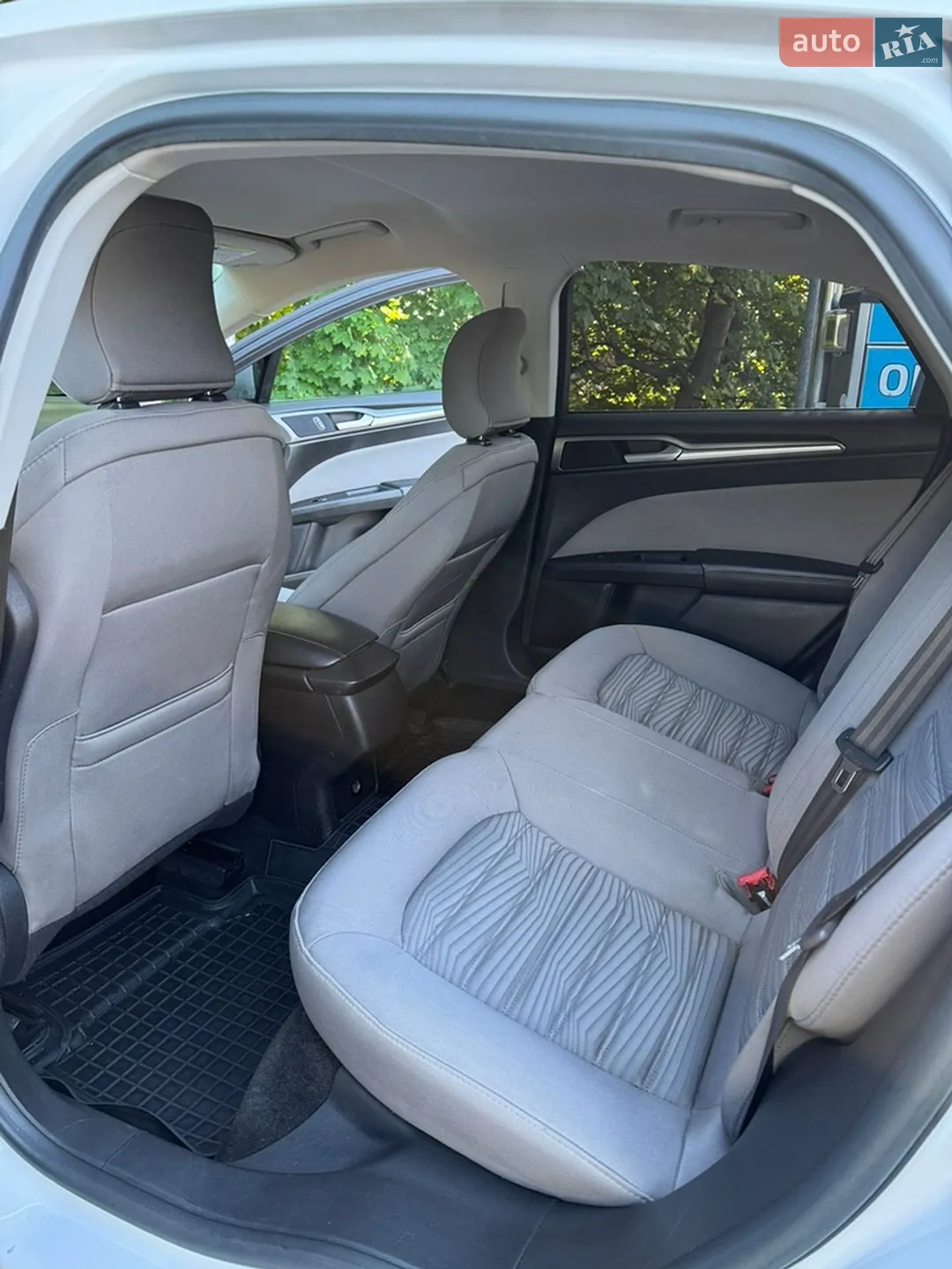 2016 Ford Fusion - мініатюра 12