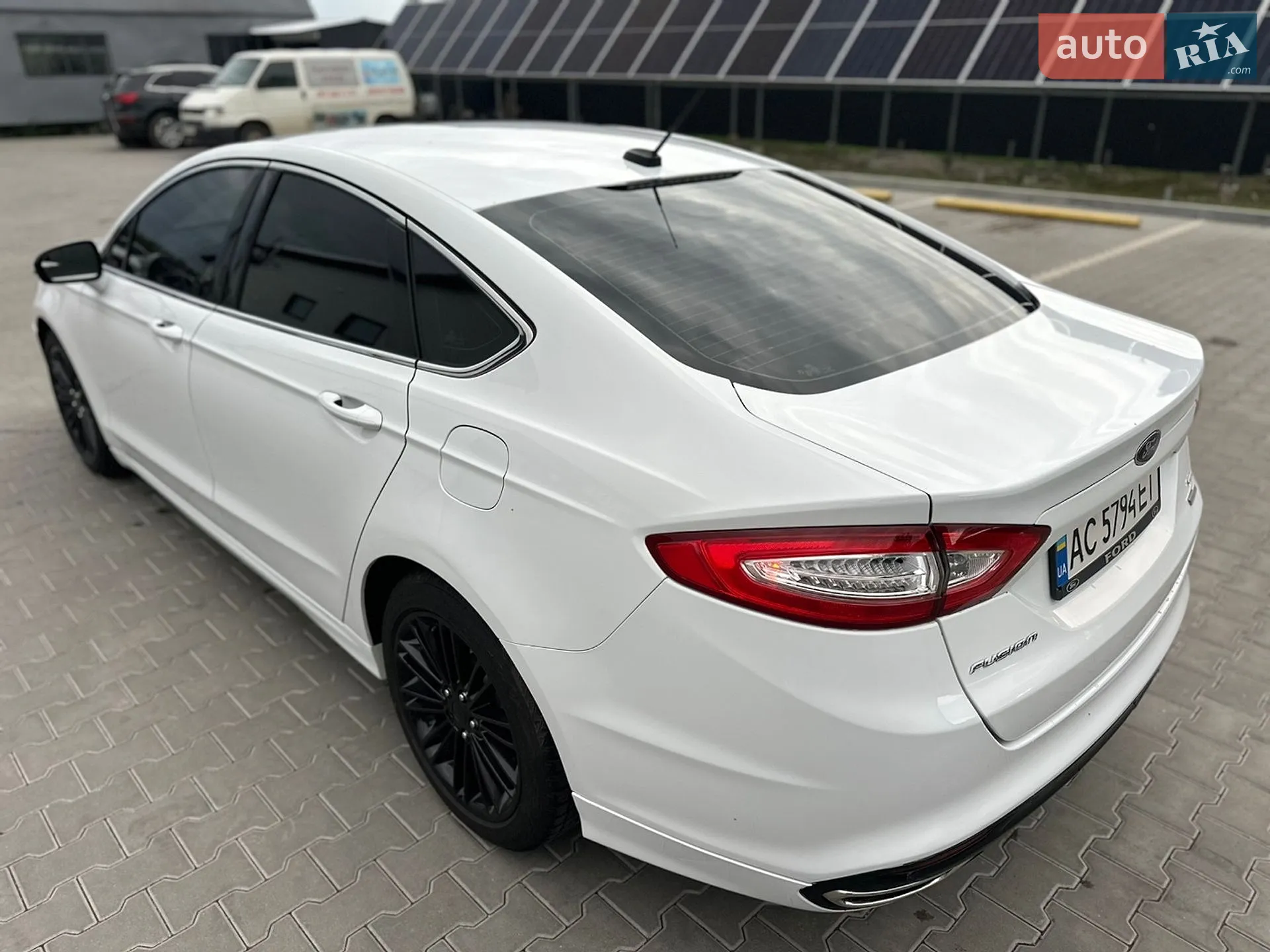 2013 Ford Fusion - мініатюра 29