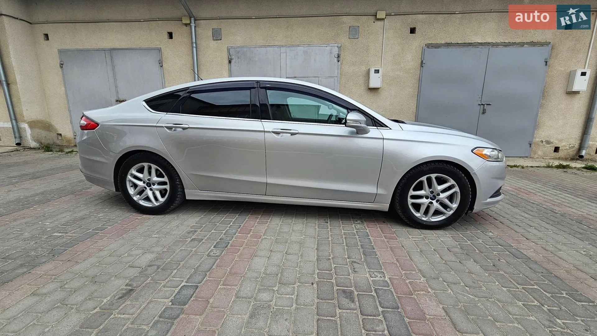 2016 Ford Fusion - мініатюра 5