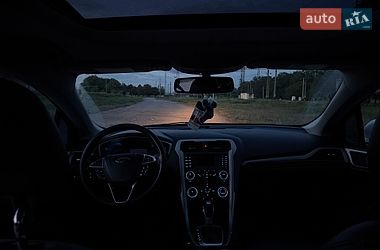 Седан Ford Fusion 2013 в Павлограді
