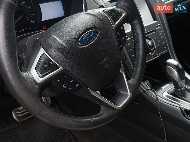 Седан Ford Fusion 2014 в Сумах