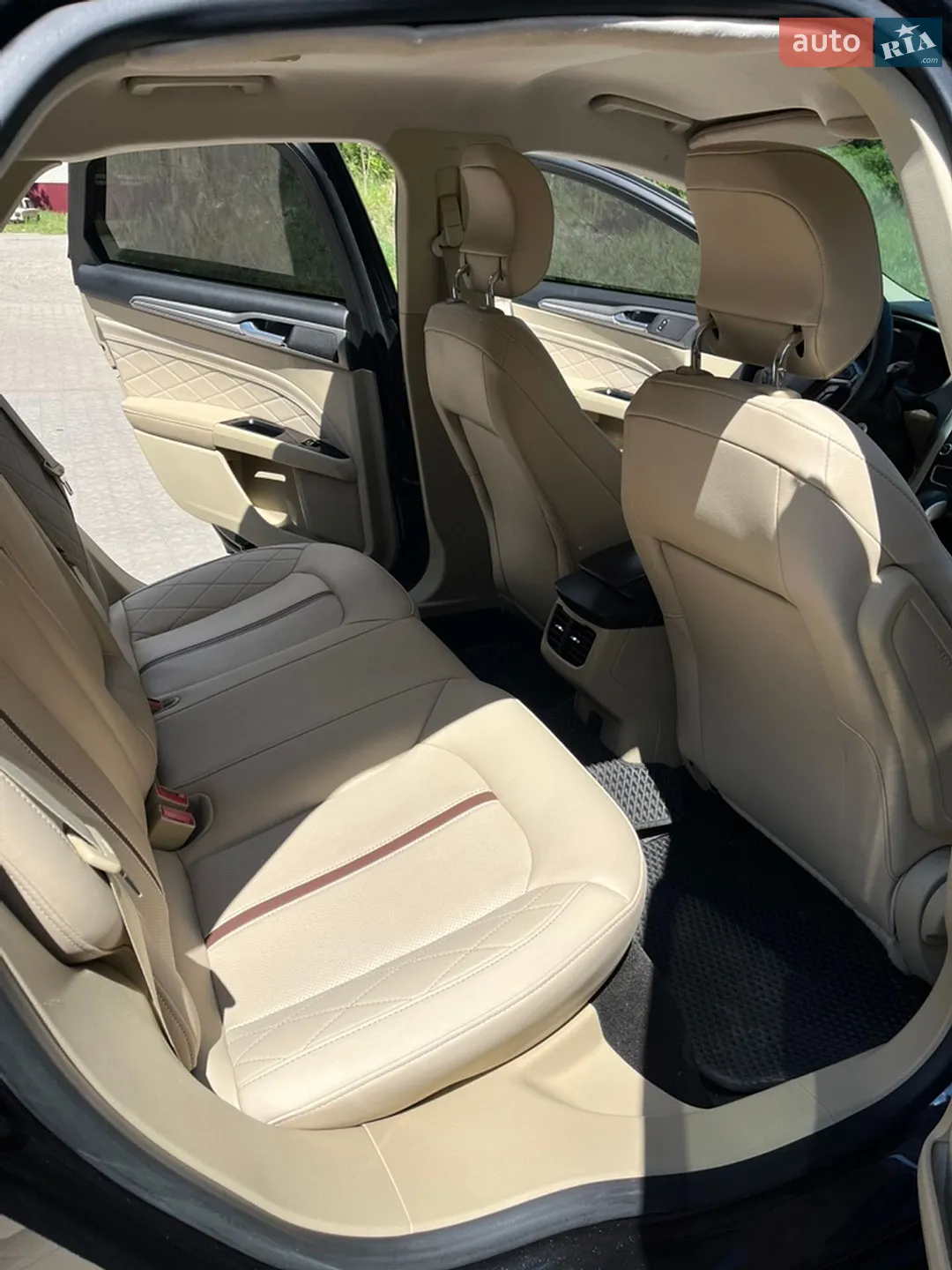 2013 Ford Fusion - мініатюра 9