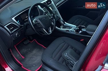 Седан Ford Fusion 2015 в Днепре