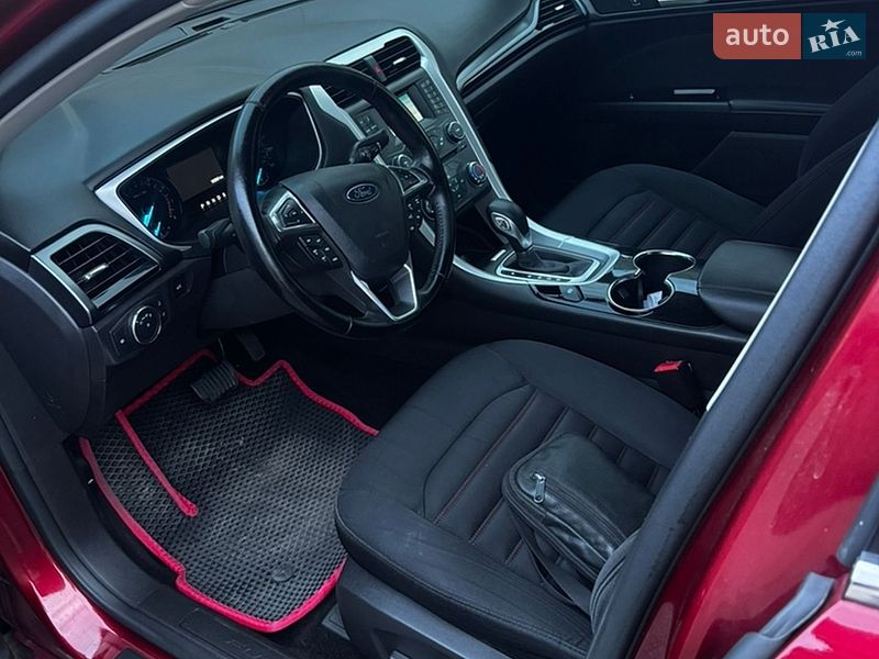 Седан Ford Fusion 2015 в Днепре