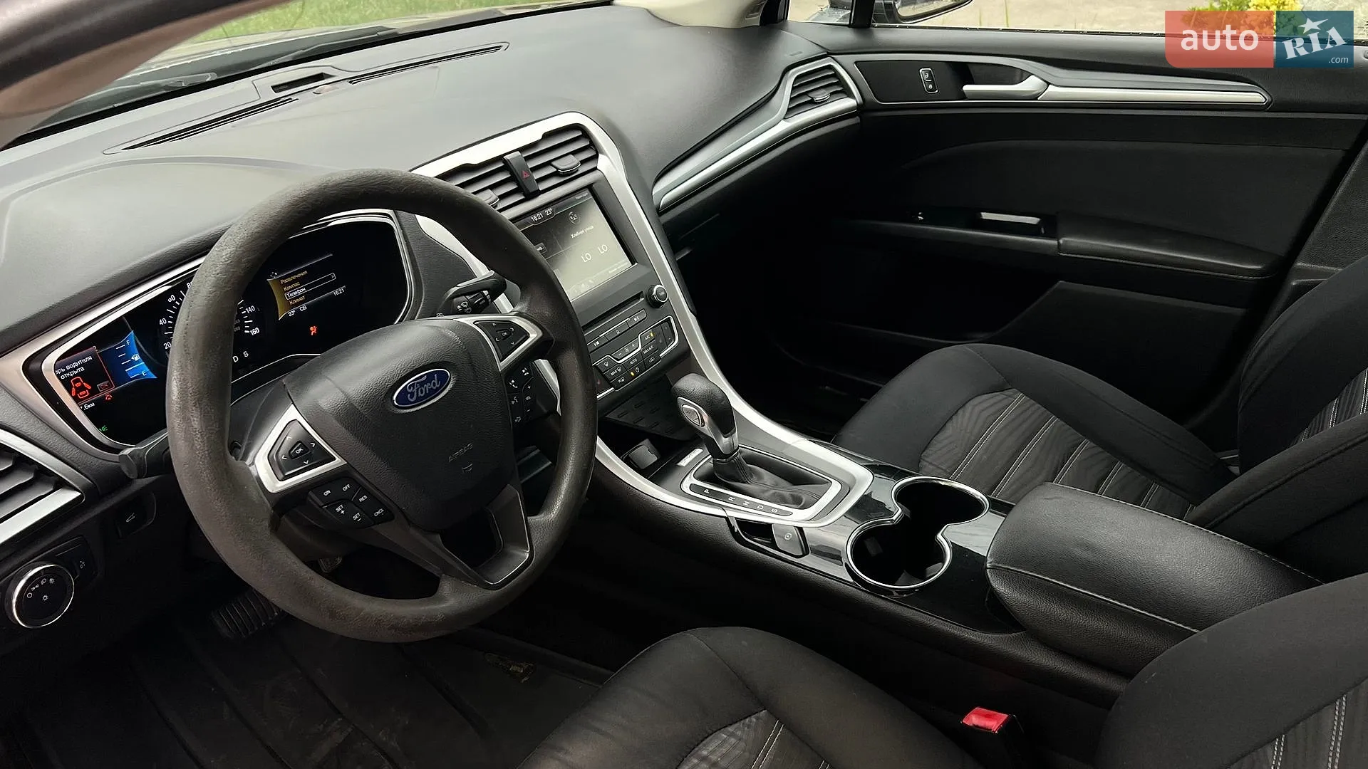 2016 Ford Fusion - мініатюра 29