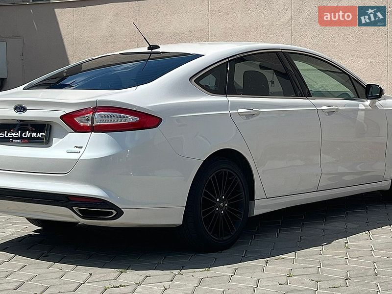Седан Ford Fusion 2013 в Николаеве