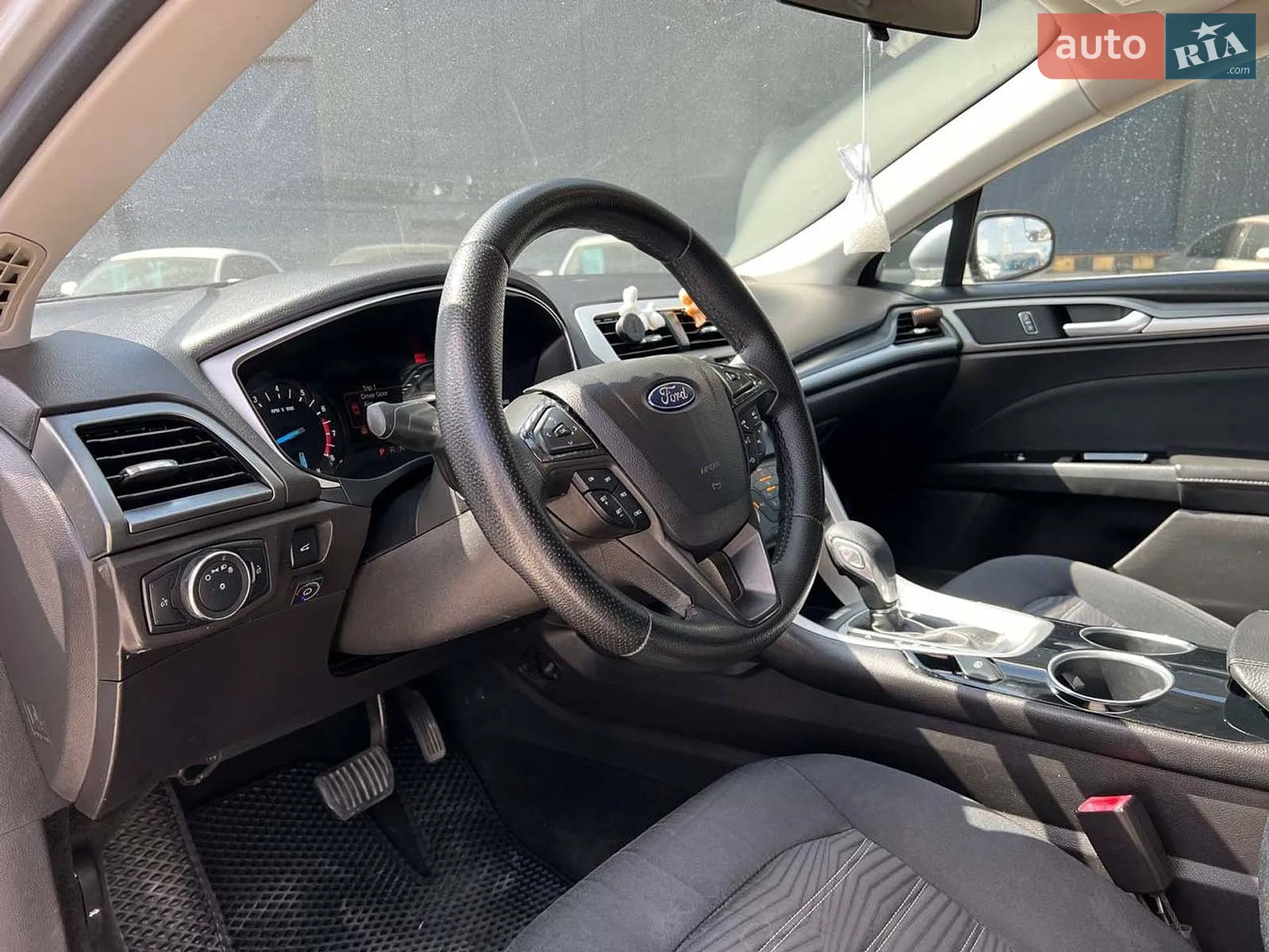 2015 Ford Fusion - мініатюра 19