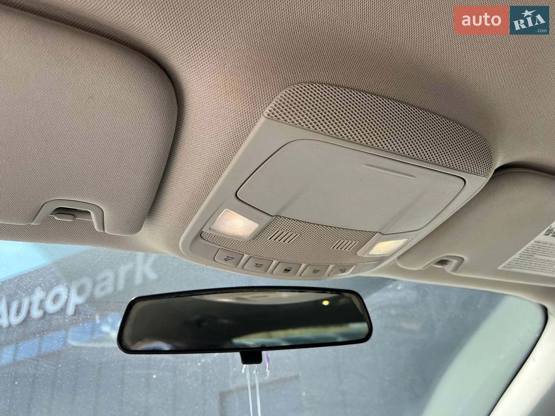 2015 Ford Fusion - мініатюра 35
