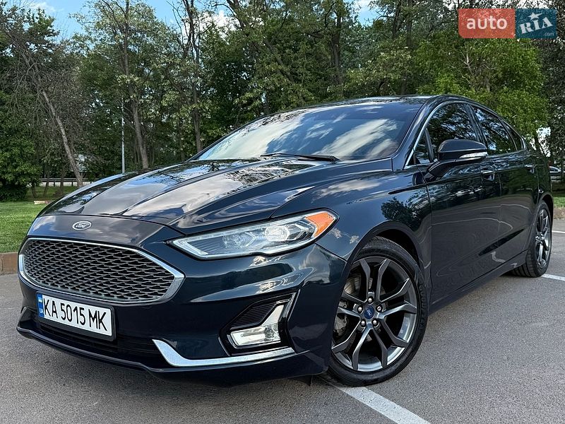 Седан Ford Fusion 2019 в Києві