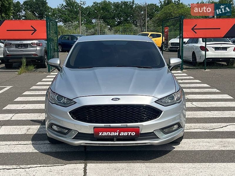 Седан Ford Fusion 2018 в Одесі