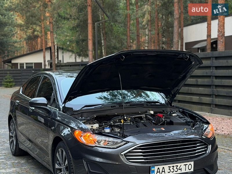 Седан Ford Fusion 2018 в Києві