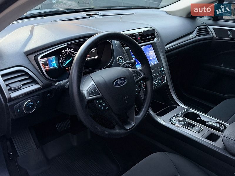 Седан Ford Fusion 2018 в Києві