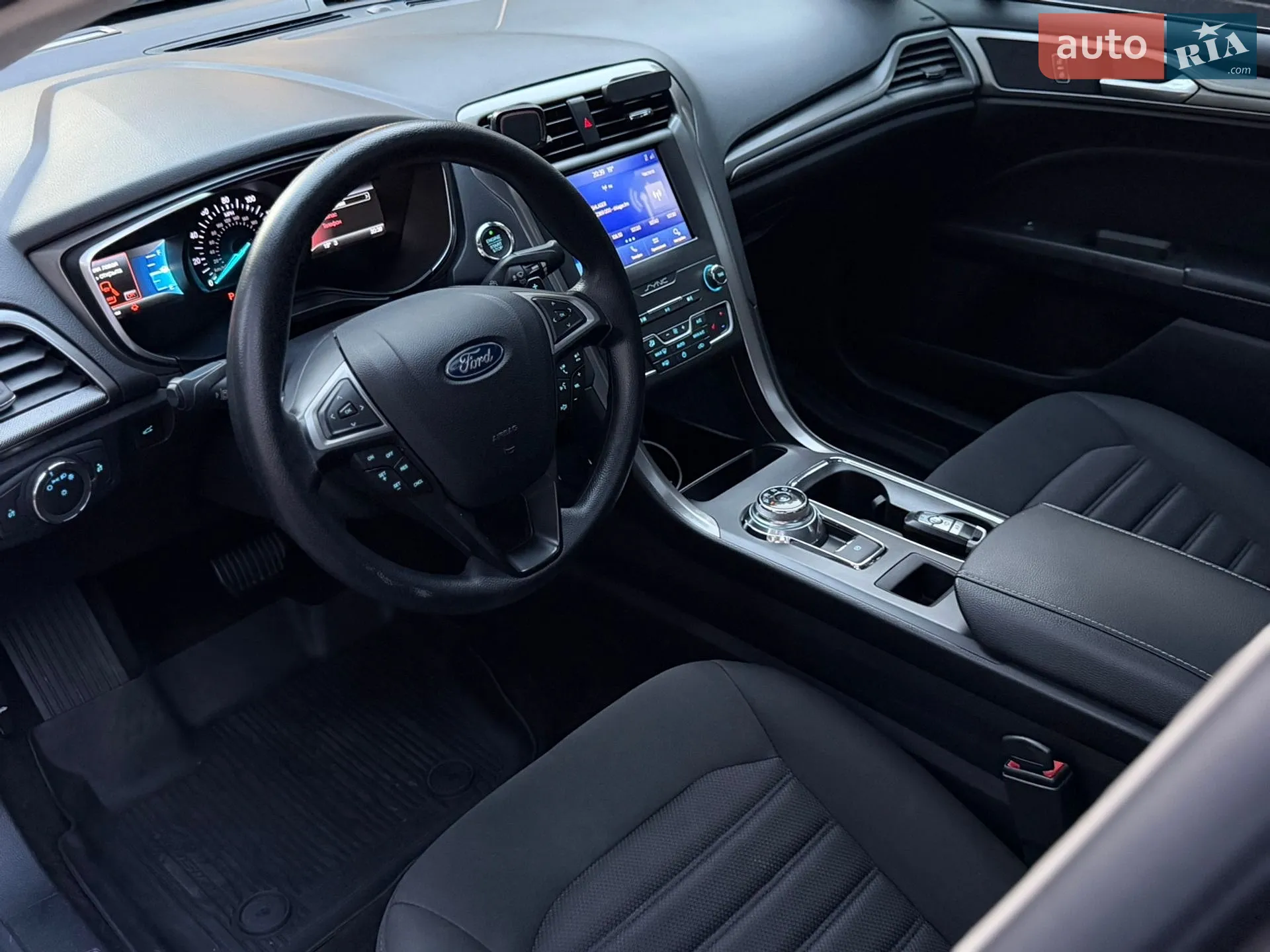 2018 Ford Fusion - мініатюра 28