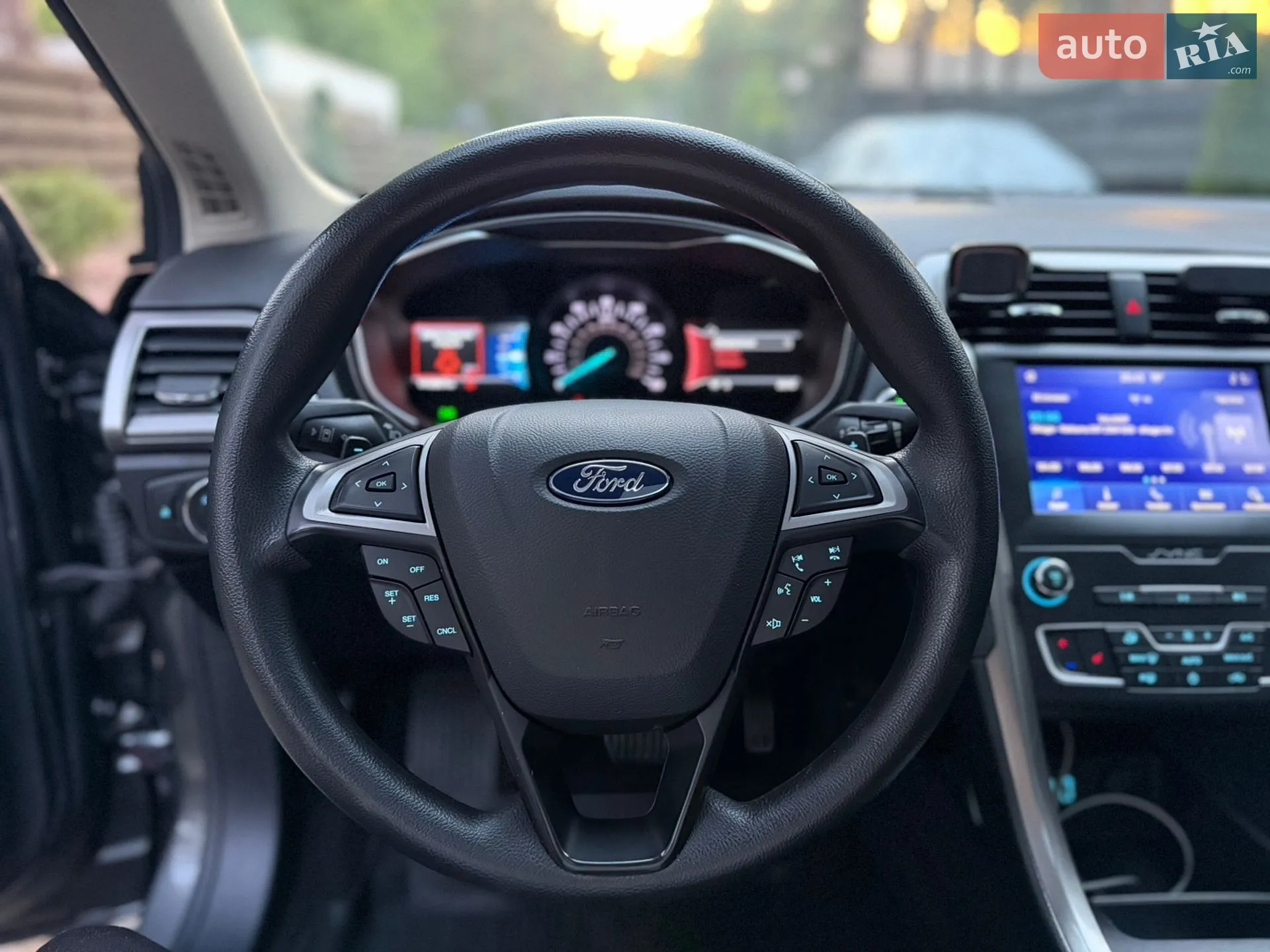 2018 Ford Fusion - мініатюра 33