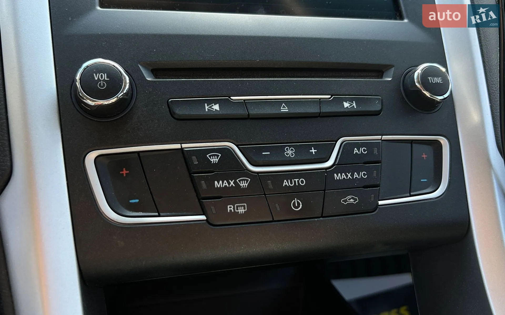 2016 Ford Fusion - мініатюра 14