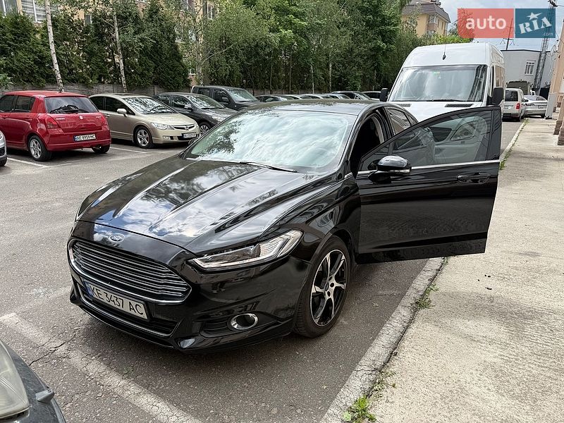 Седан Ford Fusion 2015 в Киеве