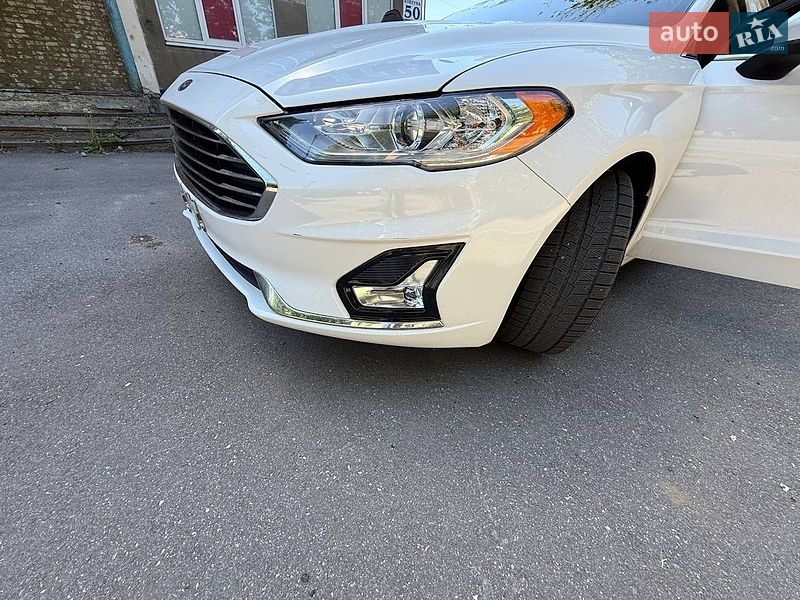 Седан Ford Fusion 2020 в Харкові