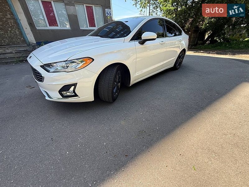 Седан Ford Fusion 2020 в Харкові