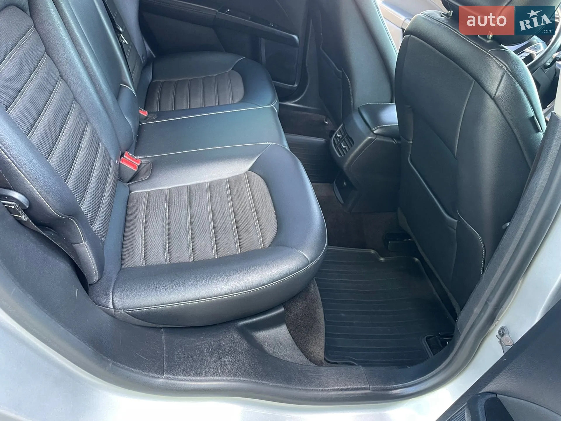 2018 Ford Fusion - мініатюра 31