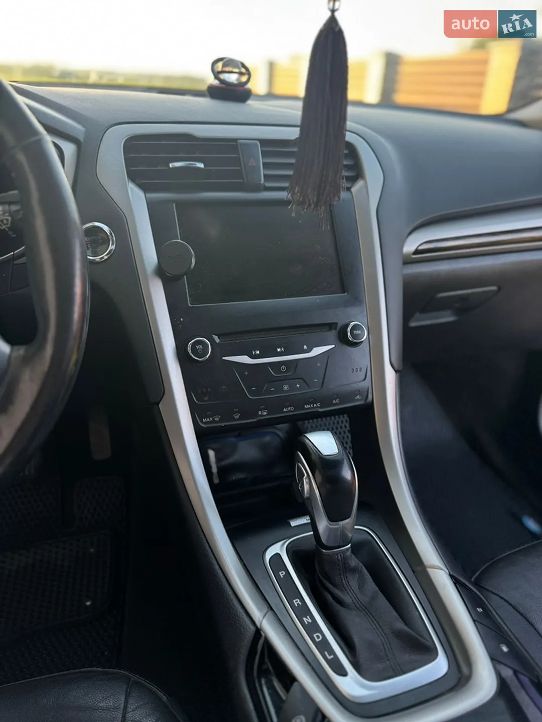 2013 Ford Fusion - мініатюра 25