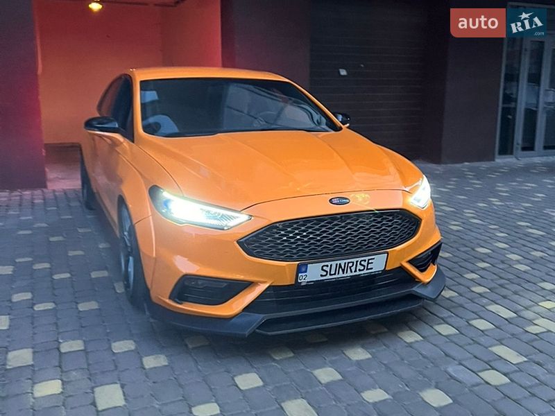 Седан Ford Fusion 2016 в Вінниці