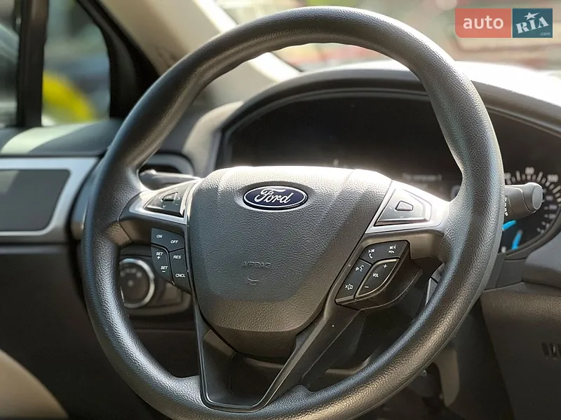 Ford Fusion 2020 VIN 3FA6P0G71LR197358 фото оголошення 19 з 73