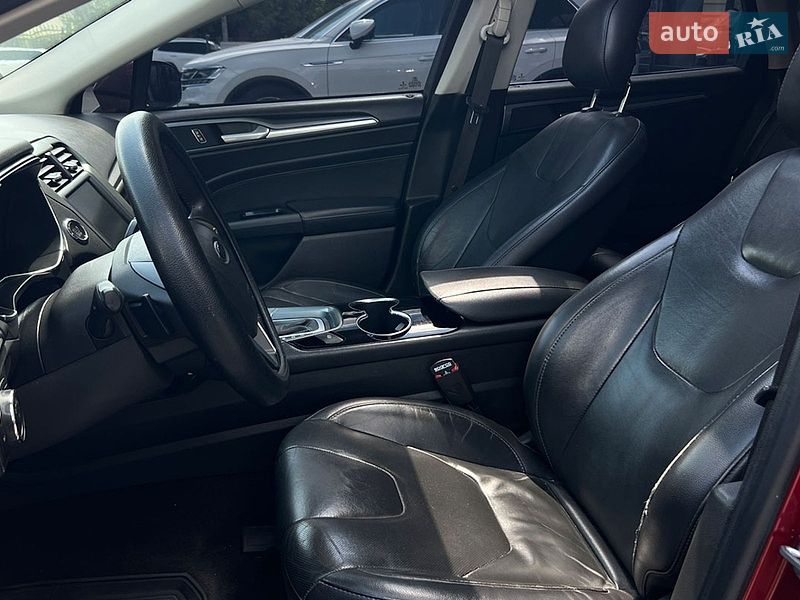 Седан Ford Fusion 2014 в Івано-Франківську