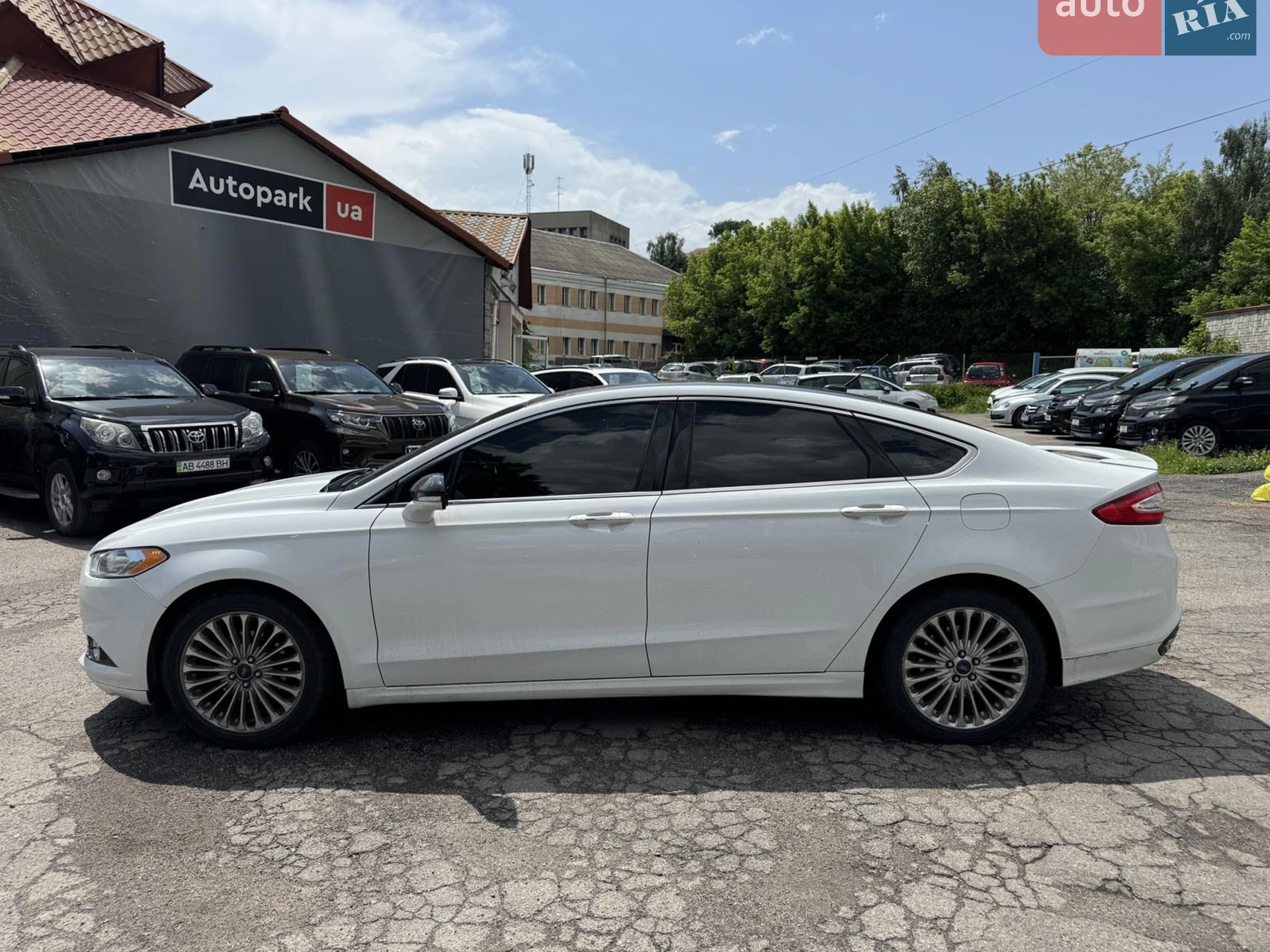 2014 Ford Fusion - мініатюра 11