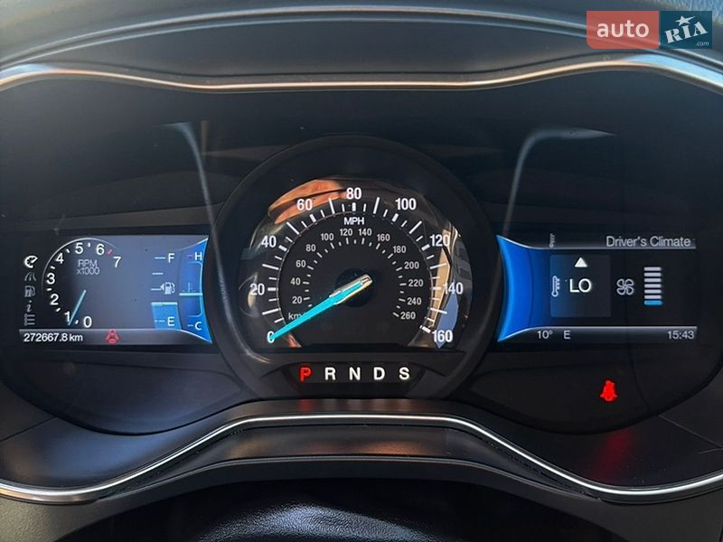 Седан Ford Fusion 2014 в Львові