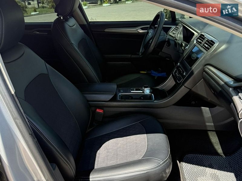 Седан Ford Fusion 2018 в Запоріжжі