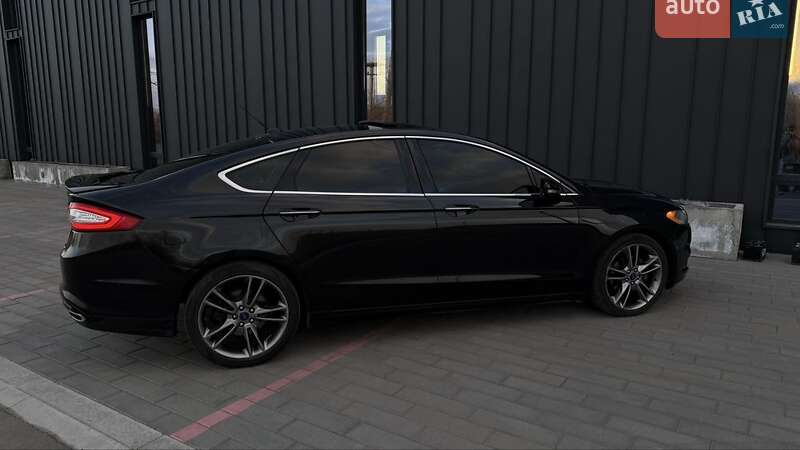 Седан Ford Fusion 2014 в Первомайську
