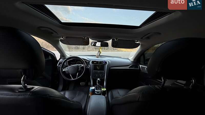 Седан Ford Fusion 2014 в Первомайську