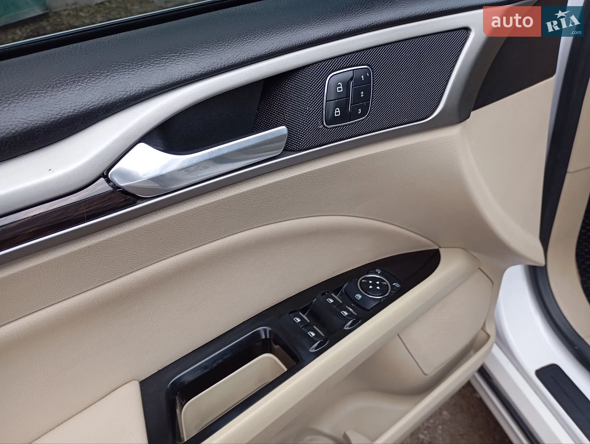 2013 Ford Fusion - мініатюра 12