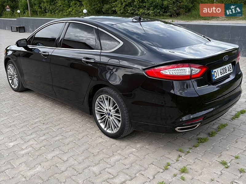 Седан Ford Fusion 2014 в Дунаївцях