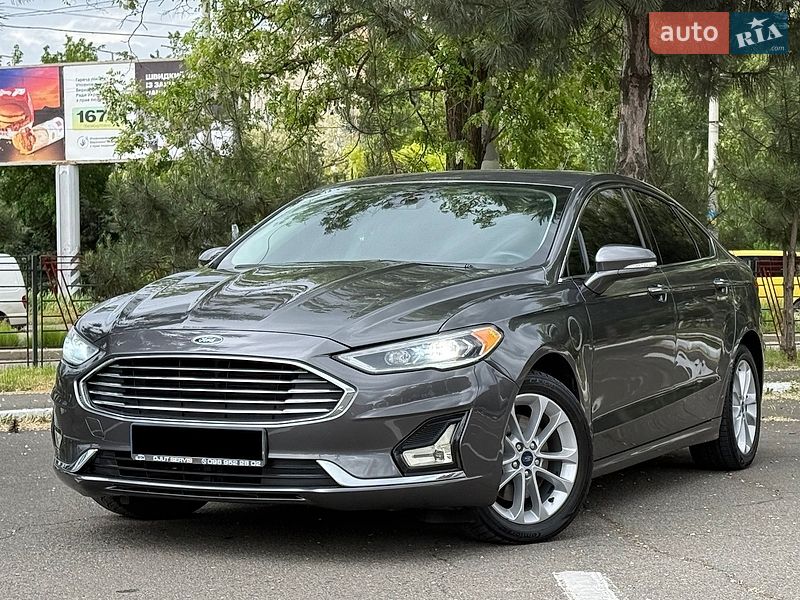 Ford Fusion 2019