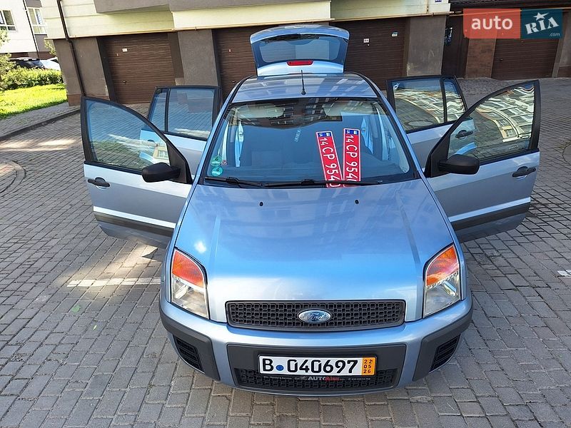 Хэтчбек Ford Fusion 2006 в Ивано-Франковске