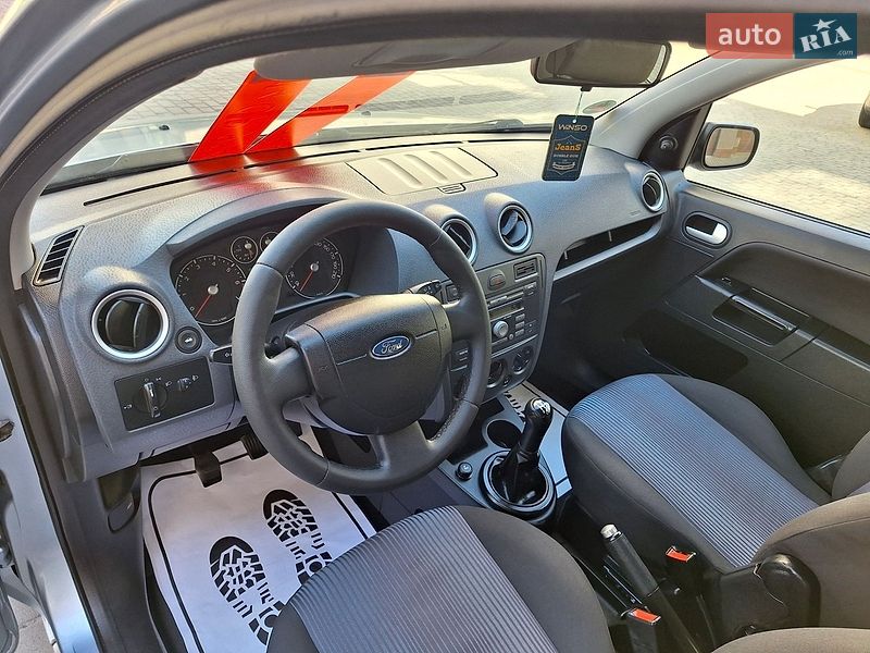 Хэтчбек Ford Fusion 2006 в Ивано-Франковске