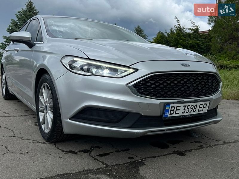 Седан Ford Fusion 2017 в Южноукраїнську