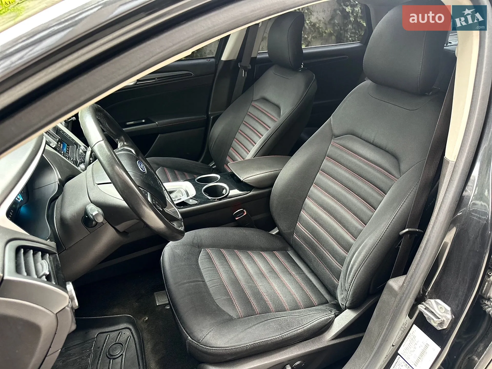 2013 Ford Fusion - мініатюра 32