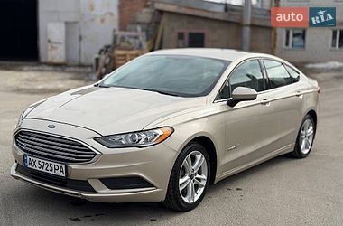 Седан Ford Fusion 2018 в Чернівцях
