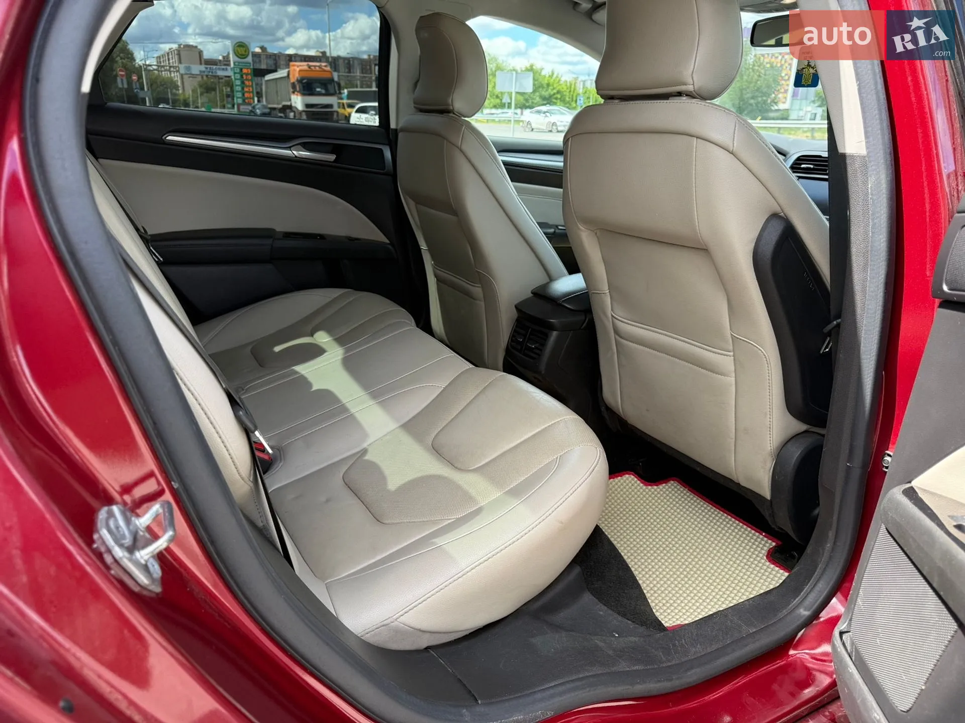 2016 Ford Fusion - мініатюра 26