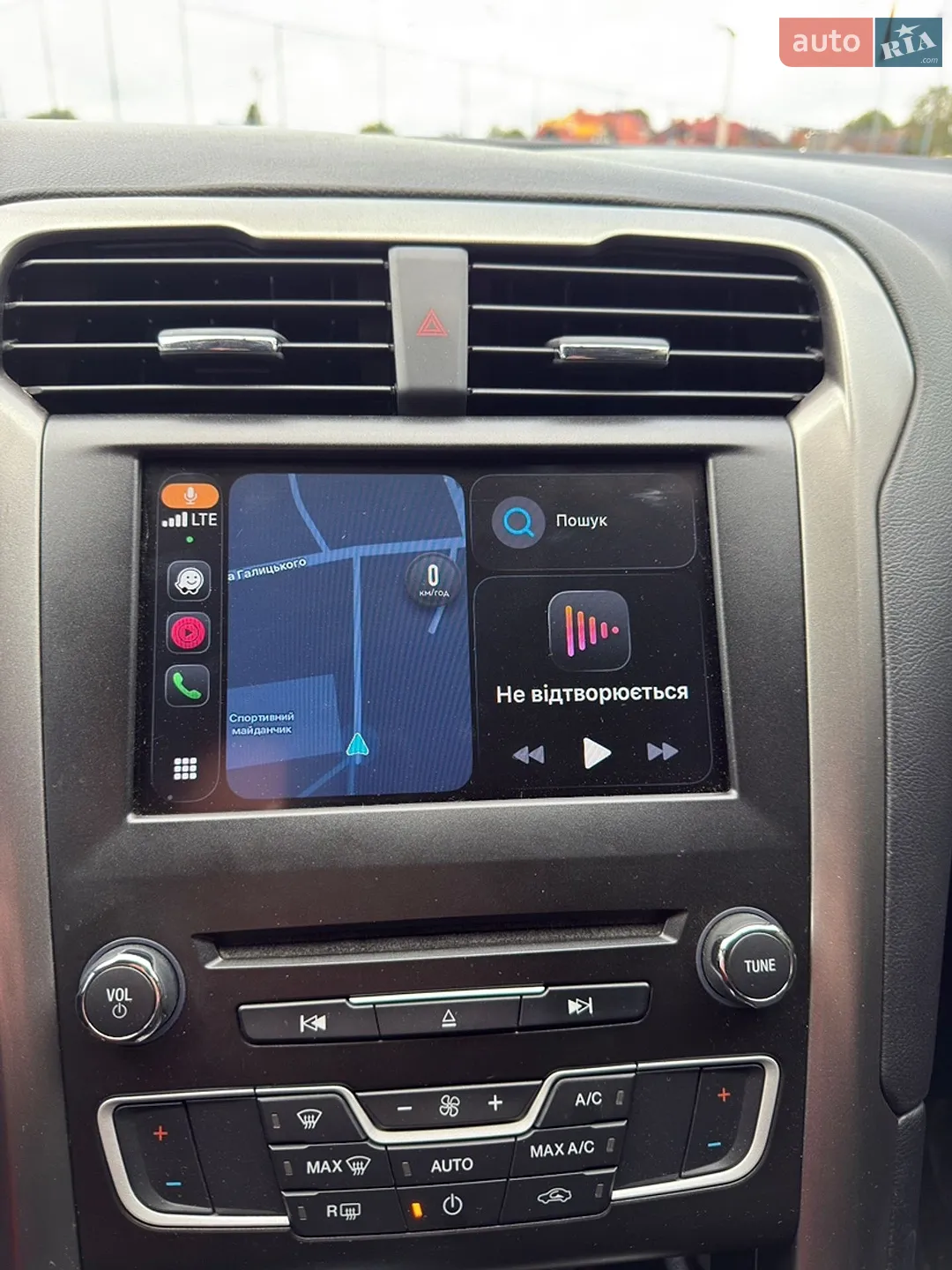 2016 Ford Fusion - мініатюра 11