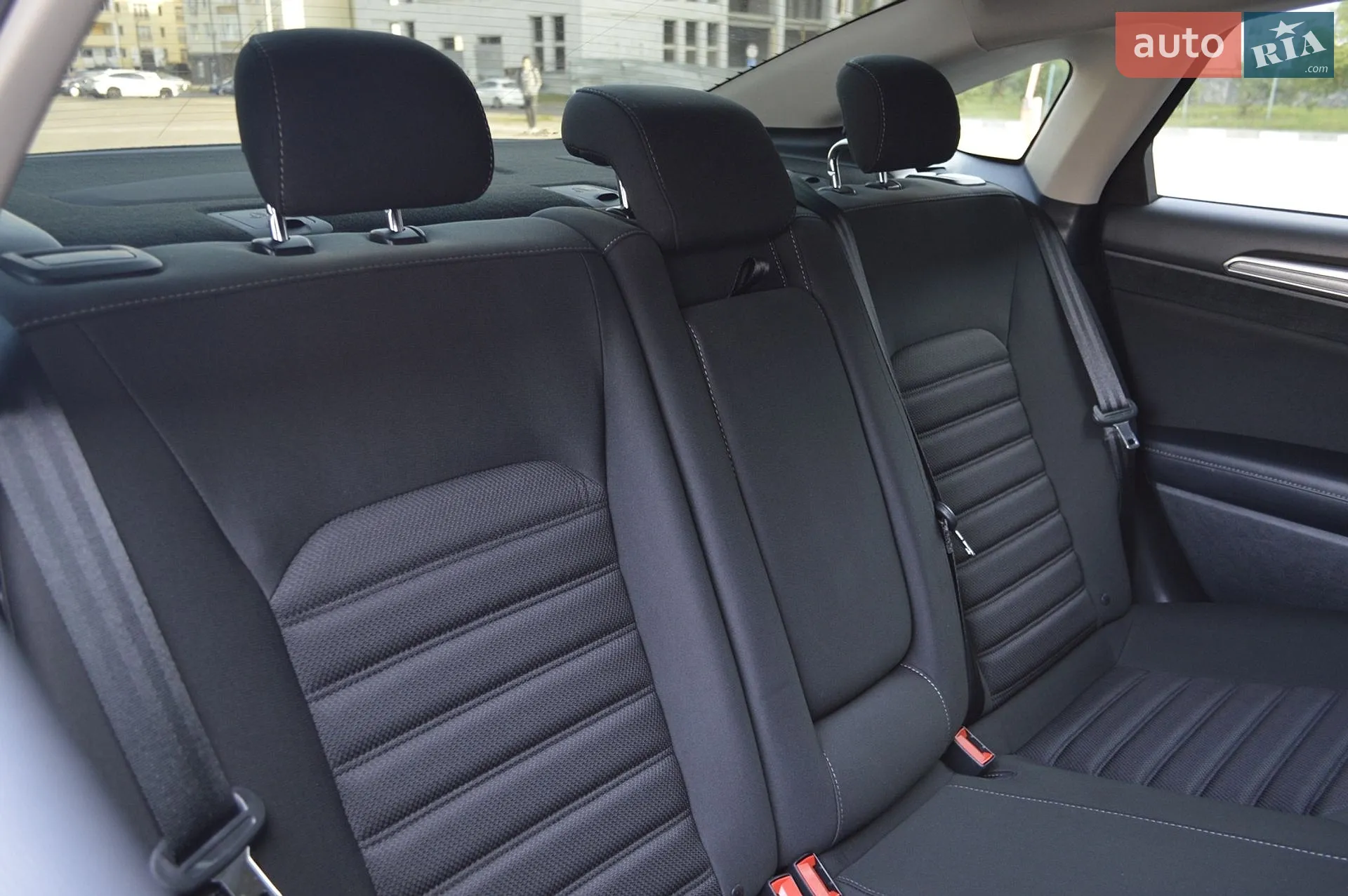 2016 Ford Fusion - мініатюра 24
