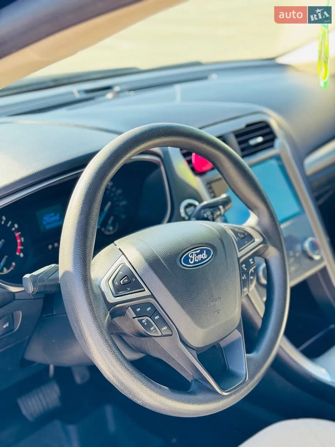 2017 Ford Fusion - мініатюра 9