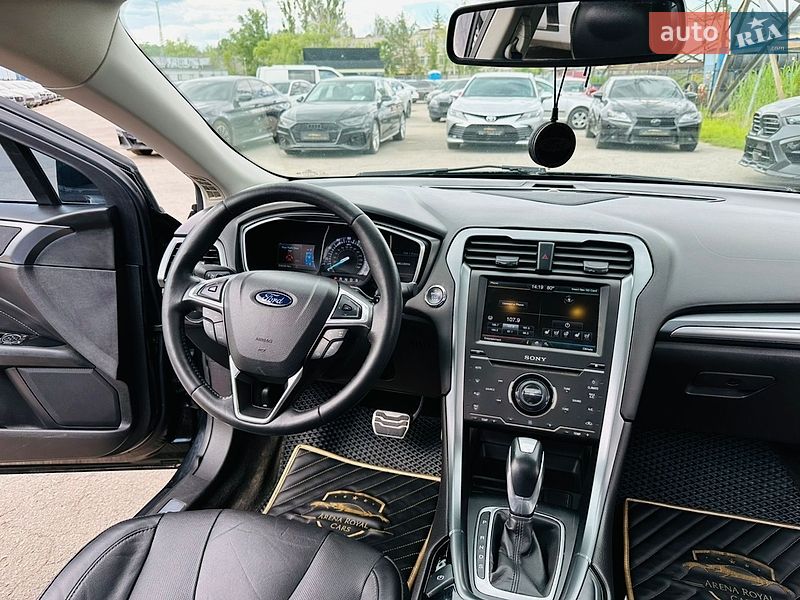 Седан Ford Fusion 2015 в Харкові